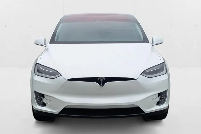 2018 Tesla Model X 75D photo 1