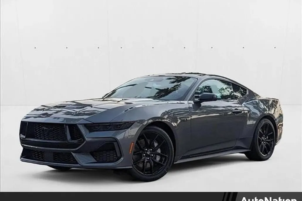 2025 Ford Mustang GT photo 1