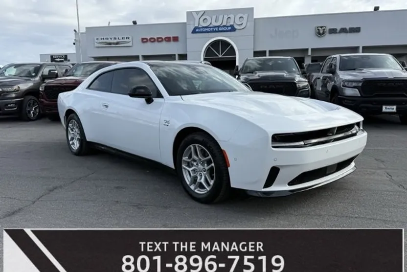 2025 Dodge Charger R/T photo 1