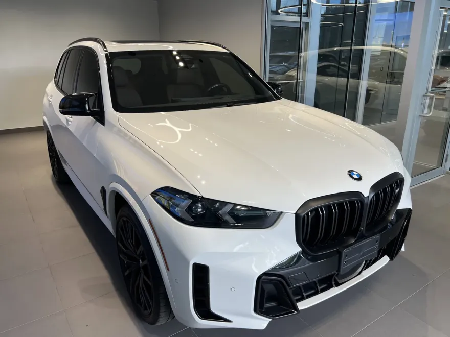 2024 Bmw X5 M60i photo 1
