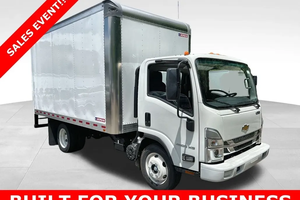 2024 Chevrolet Silverado 4500HD photo 1