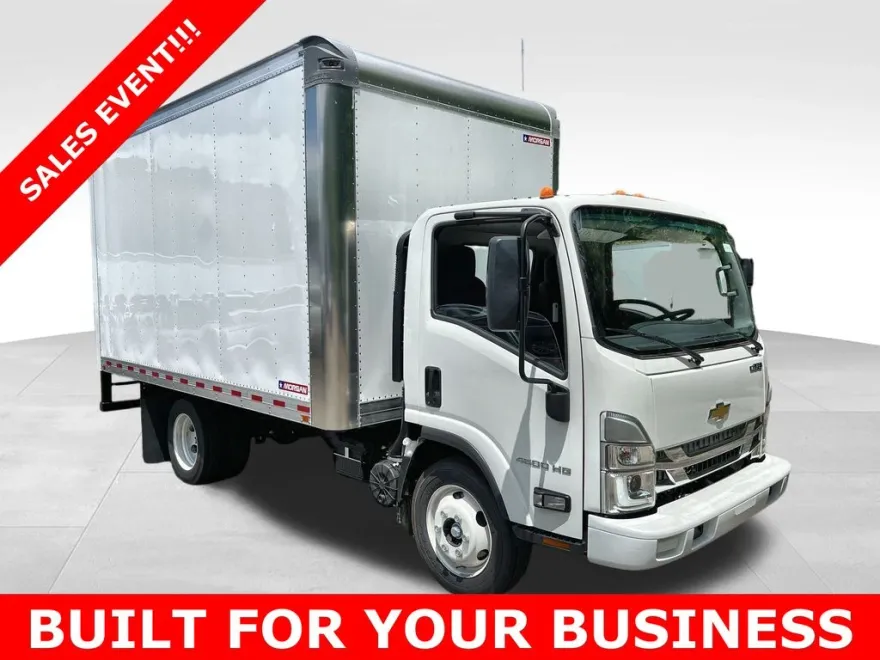 2024 Chevrolet Silverado 4500HD photo 1
