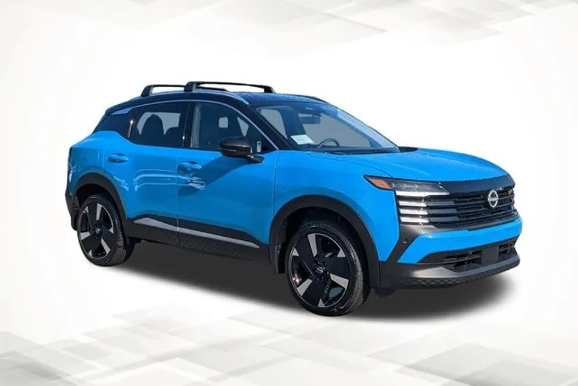 2025 Nissan Kicks SR photo 1