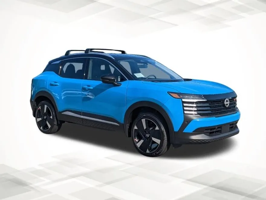 2025 Nissan Kicks SR photo 1