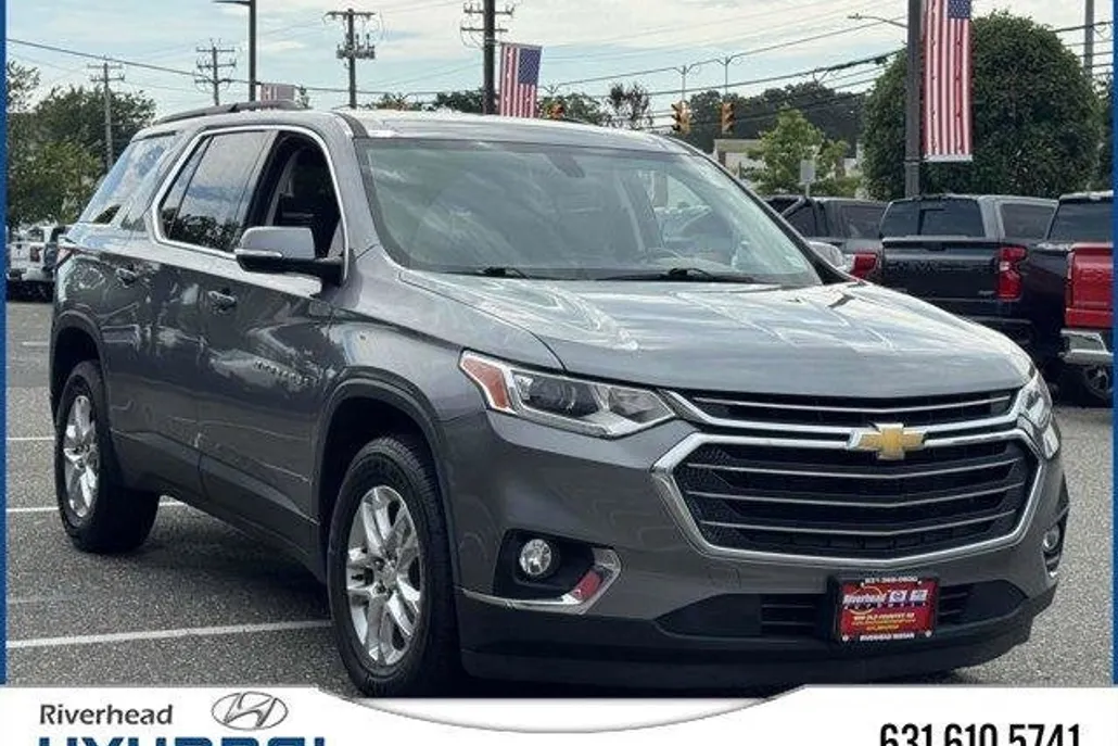 2019 Chevrolet Traverse Cloth 1LT photo 1