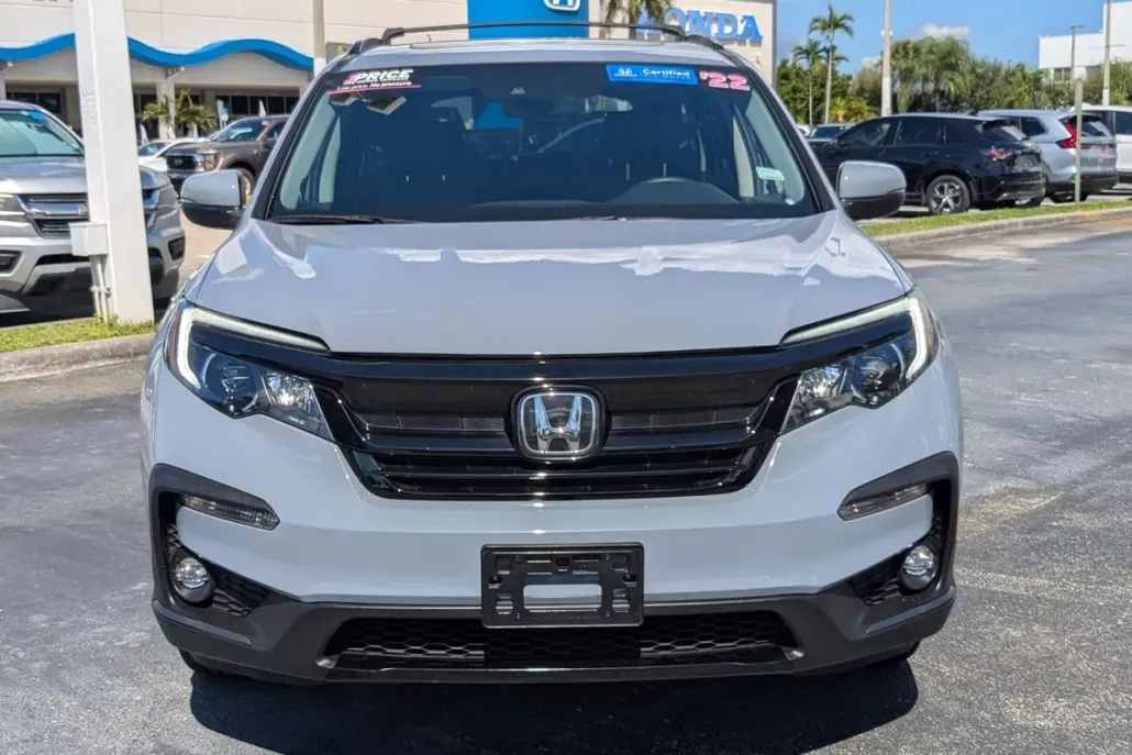 2022 Honda Pilot Special Edition photo 1
