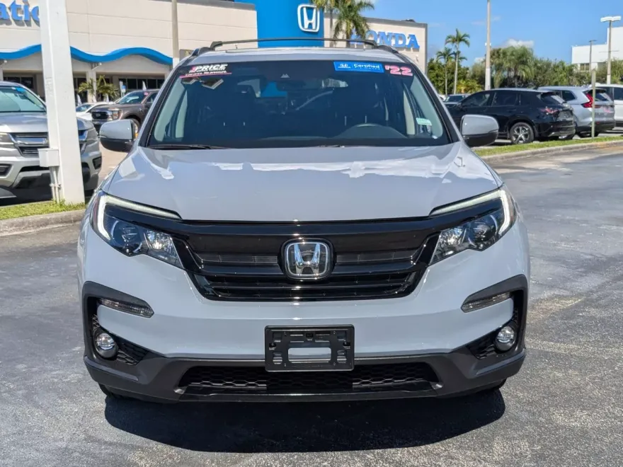 2022 Honda Pilot Special Edition photo 1