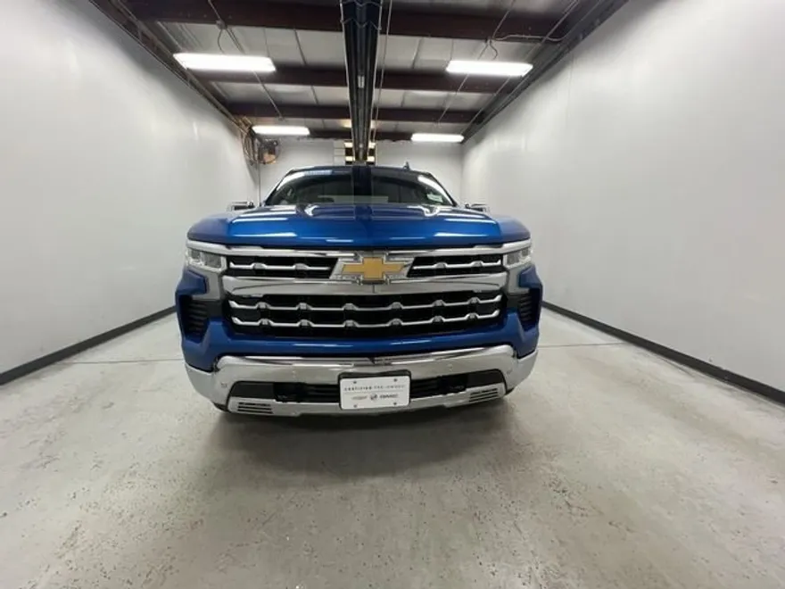 2022 Chevrolet Silverado 1500 LTZ photo 1