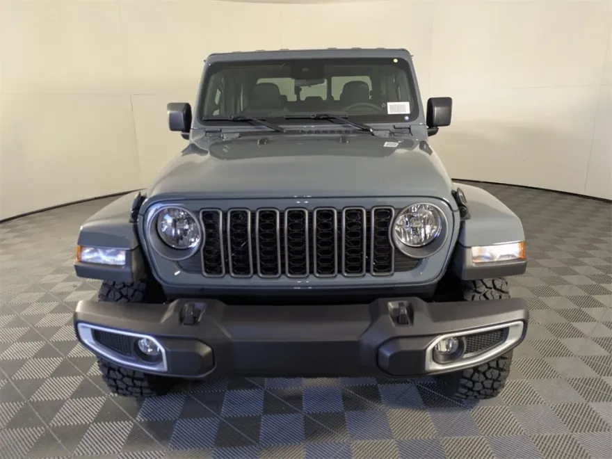 2025 Jeep Gladiator Sport photo 1