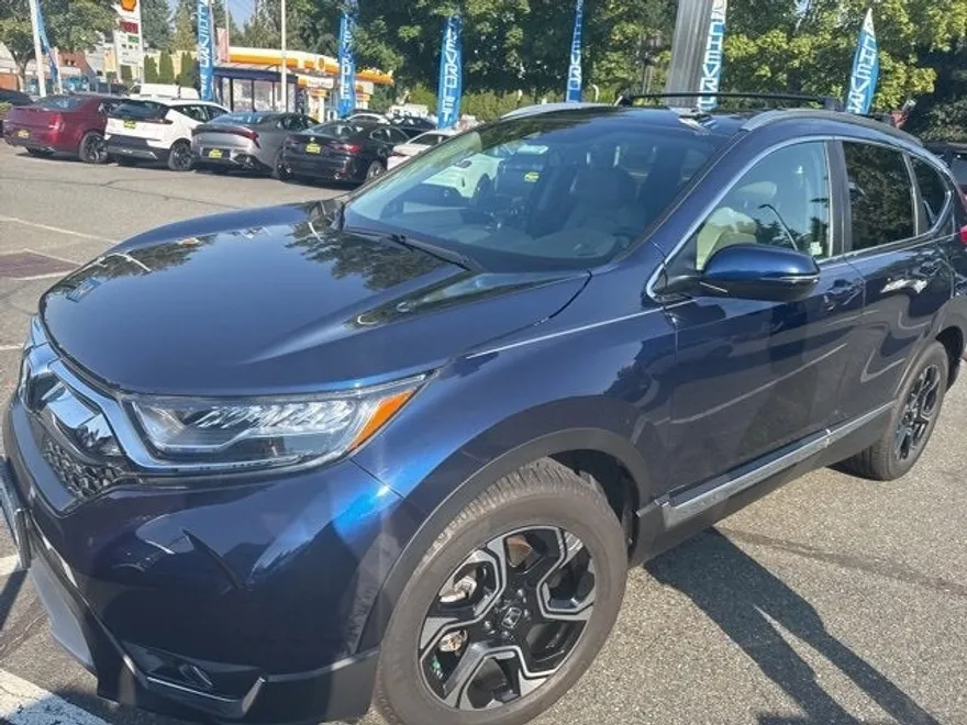 2018 Honda CR-V Touring photo 1
