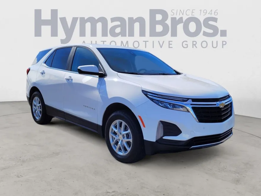 2023 Chevrolet Equinox LT photo 1