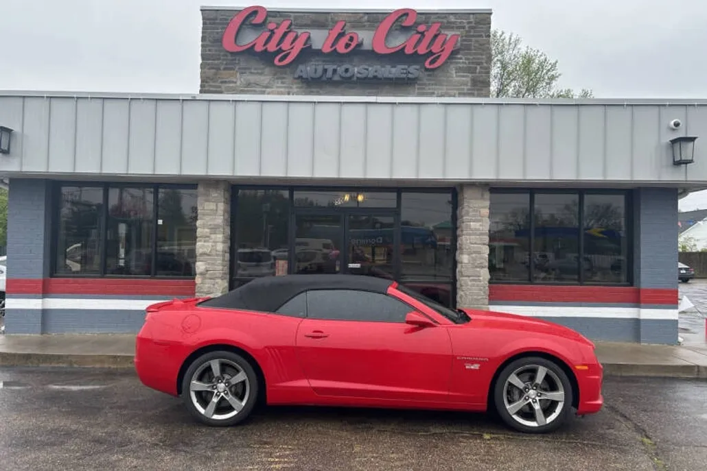 2011 Chevrolet Camaro 2SS photo 1