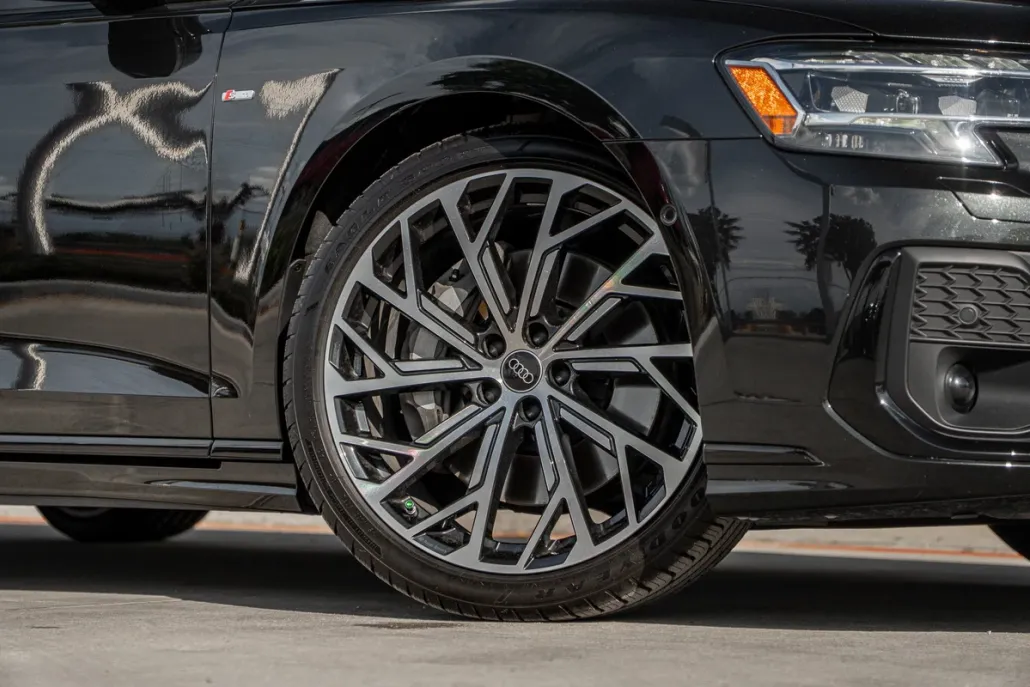 2023 Audi A8 L 55 photo 1