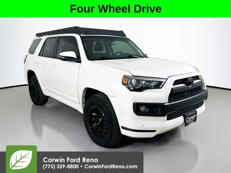 2014 Toyota 4Runner Limited photo 1