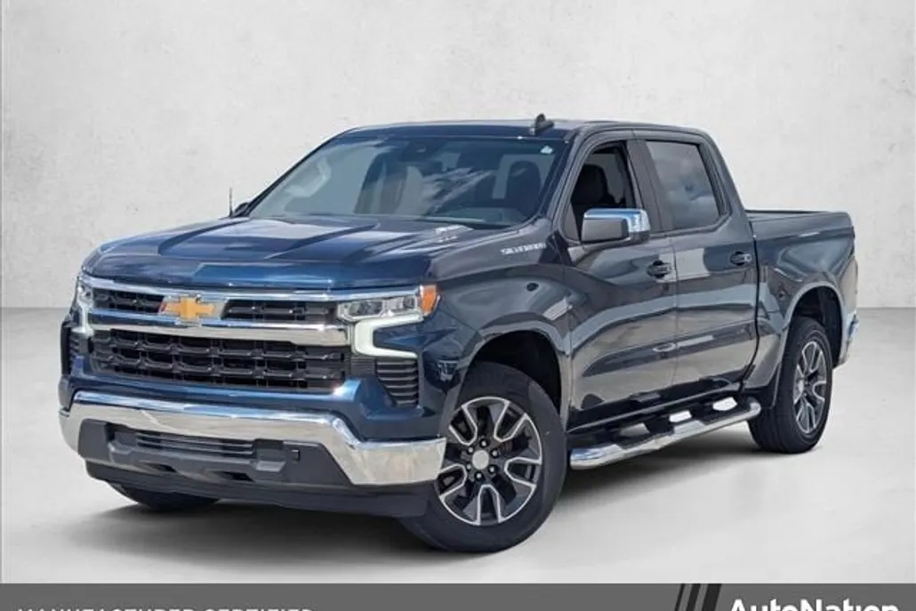 2022 Chevrolet Silverado 1500 LT photo 1