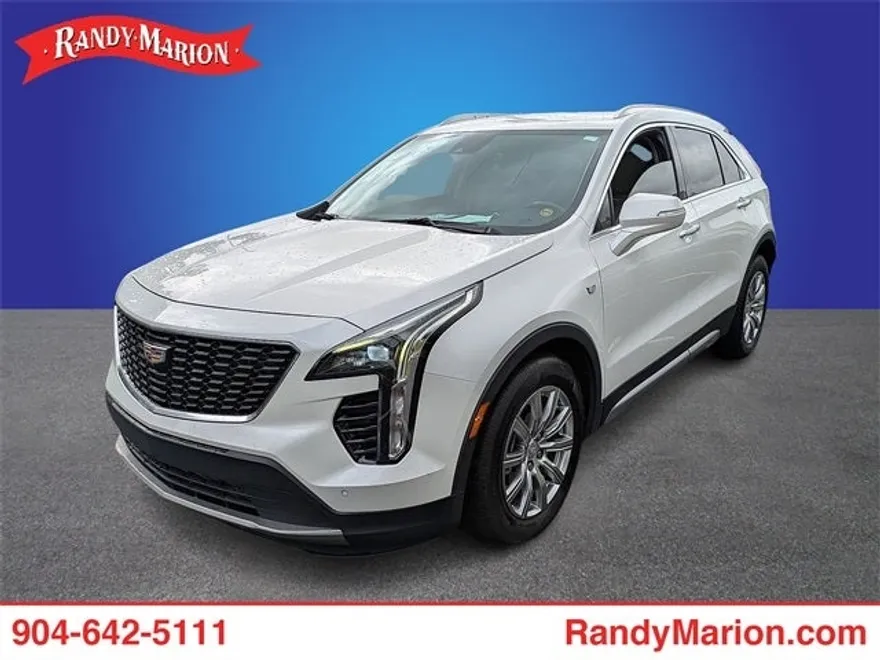 2021 Cadillac XT4 Premium Luxury photo 1
