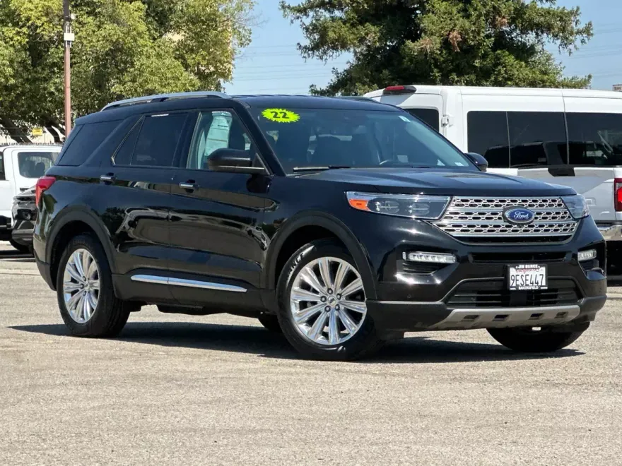 2023 Ford Explorer Limited photo 1