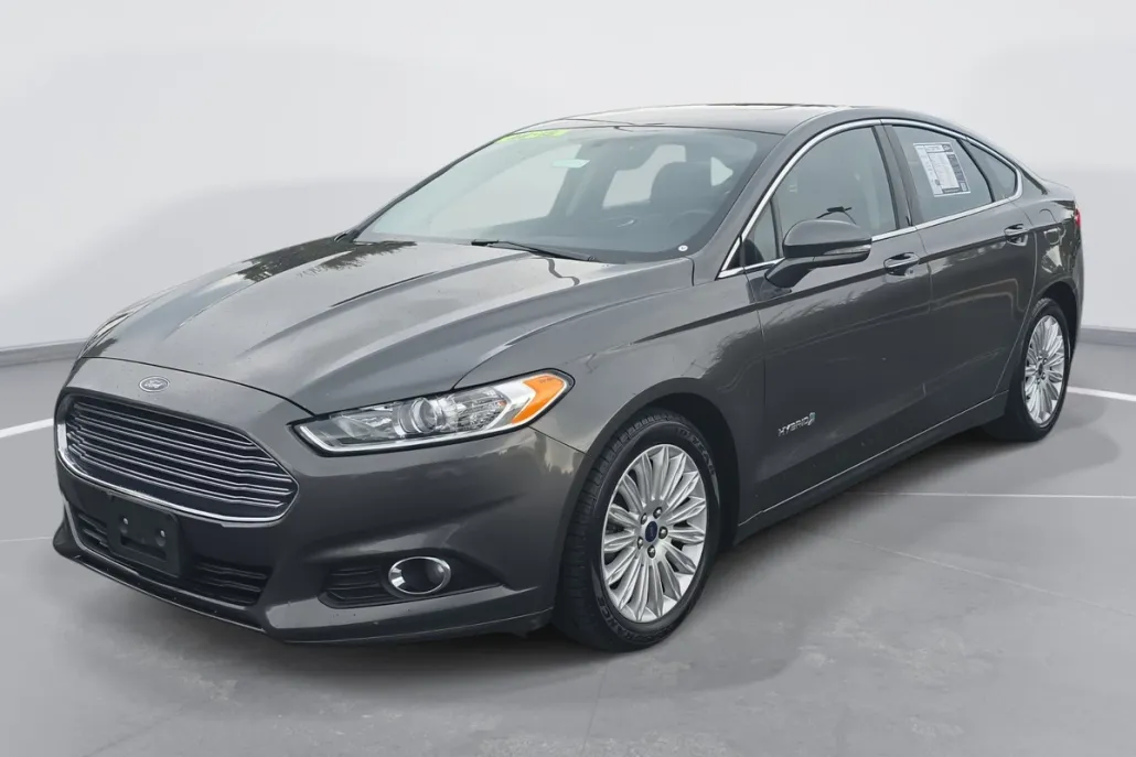 2016 Ford Fusion Hybrid SE photo 1