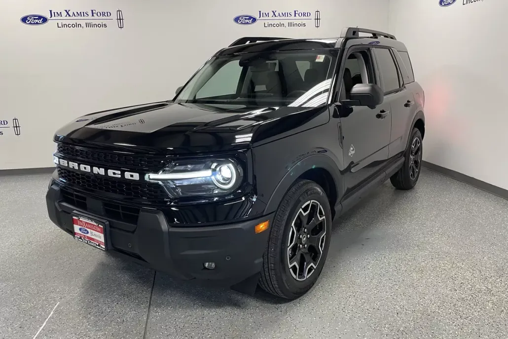 2025 Ford Bronco Sport Outer Banks photo 1