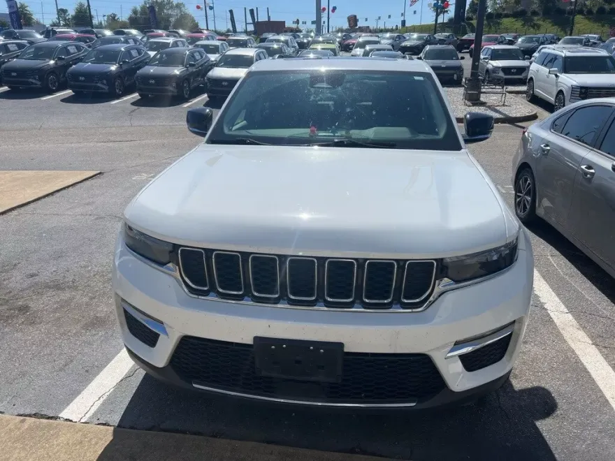 2023 Jeep Grand Cherokee 4xe photo 1