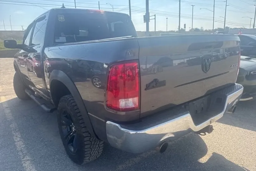 2014 Ram 1500 SLT photo 1