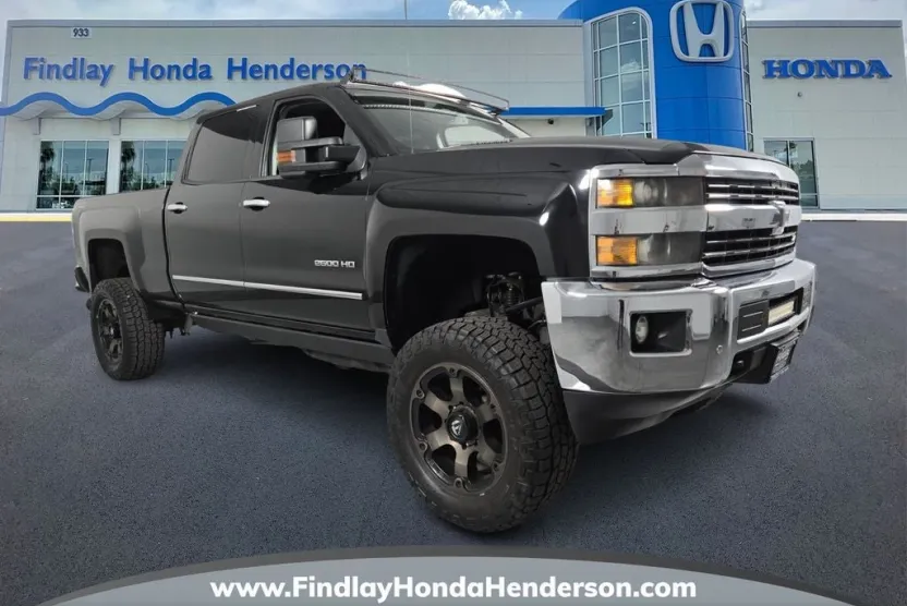 2015 Chevrolet Silverado 2500HD LTZ photo 1