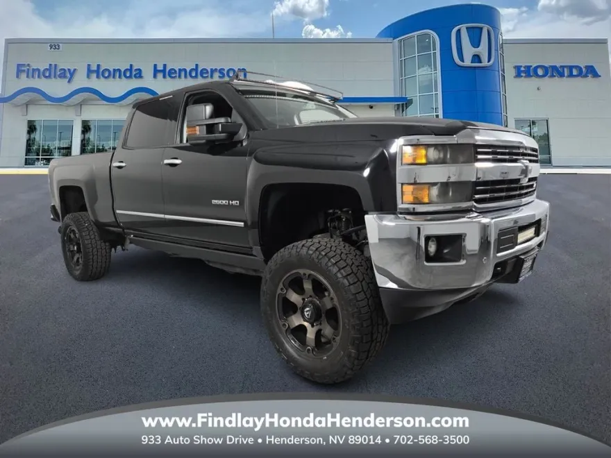 2015 Chevrolet Silverado 2500HD LTZ photo 1