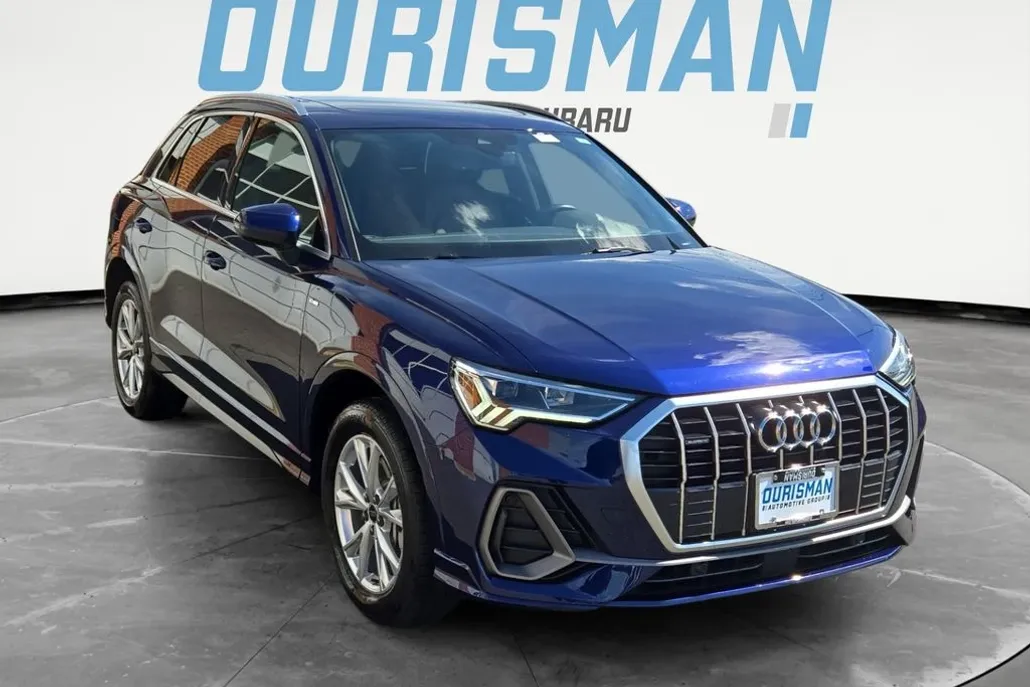 2024 Audi Q3 Premium S line photo 1