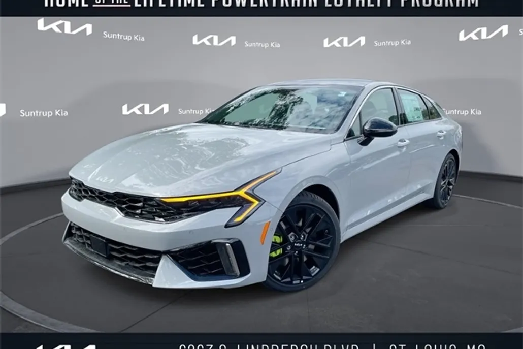 2026 Kia K5 GT photo 1