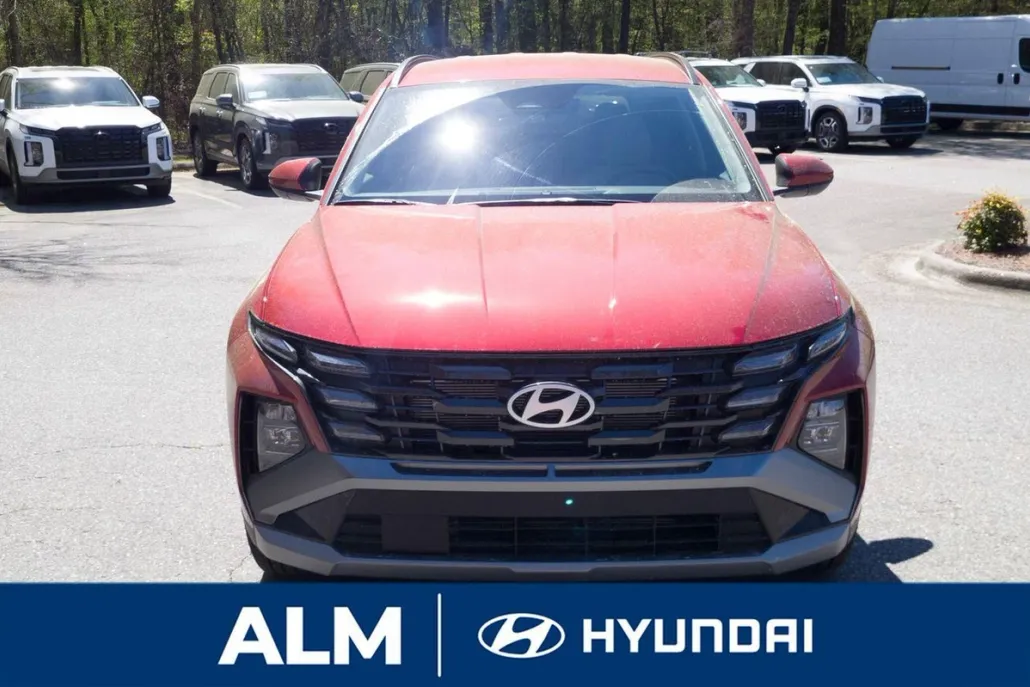 2025 Hyundai Tucson SEL photo 1