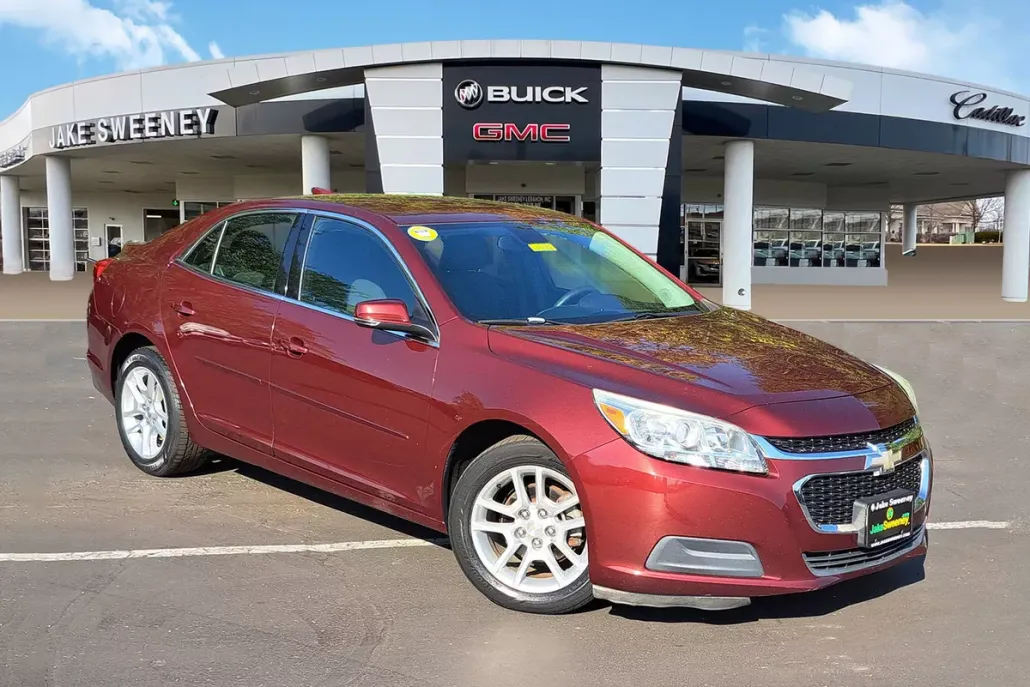 2015 Chevrolet Malibu 1LT photo 1