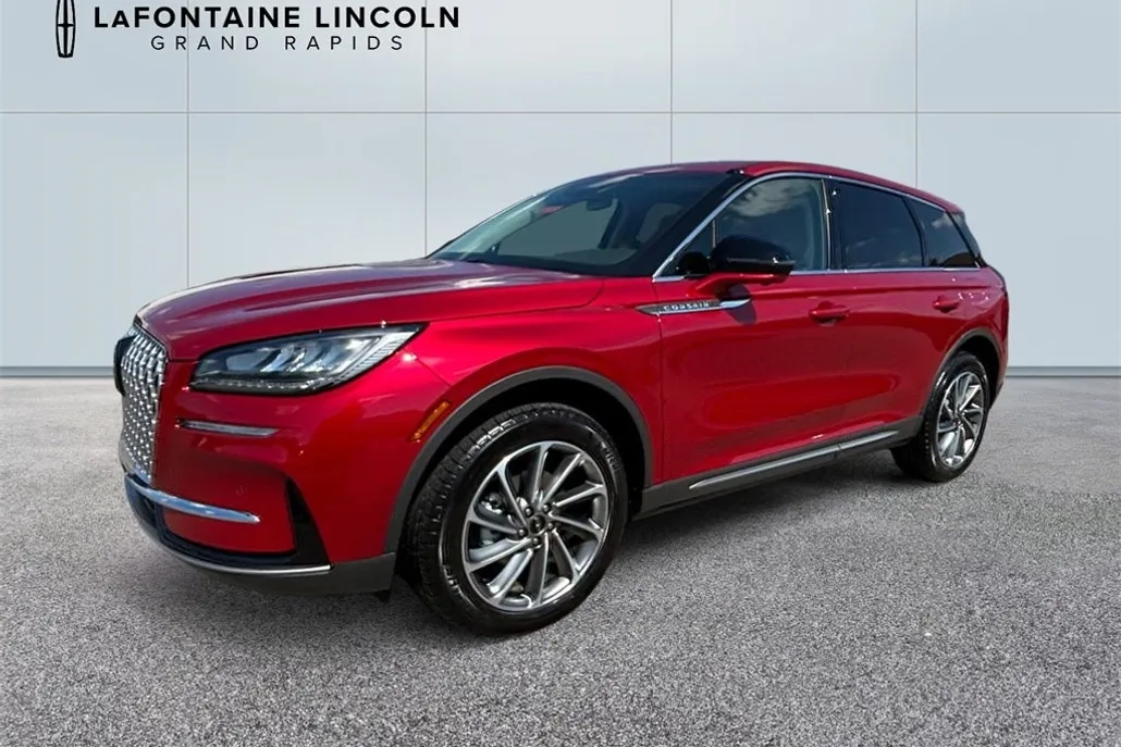 2024 Lincoln Corsair Premiere photo 1