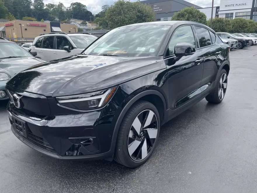 2023 Volvo C40 Recharge Ultimate photo 1