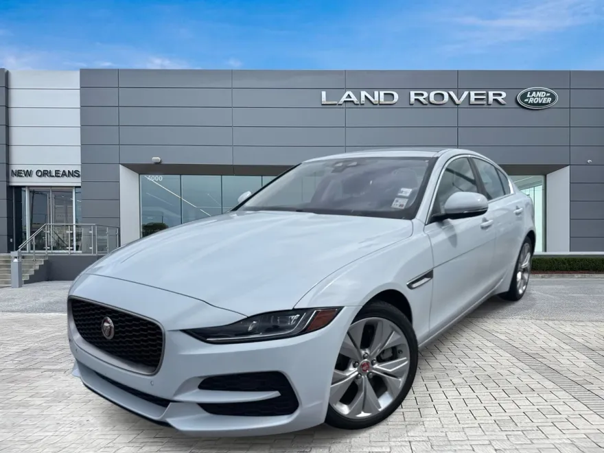 2020 Jaguar XE S photo 1
