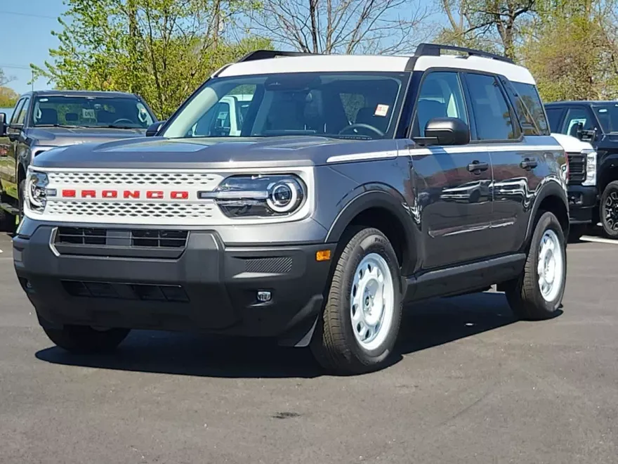 2025 Ford Bronco Sport Heritage photo 1