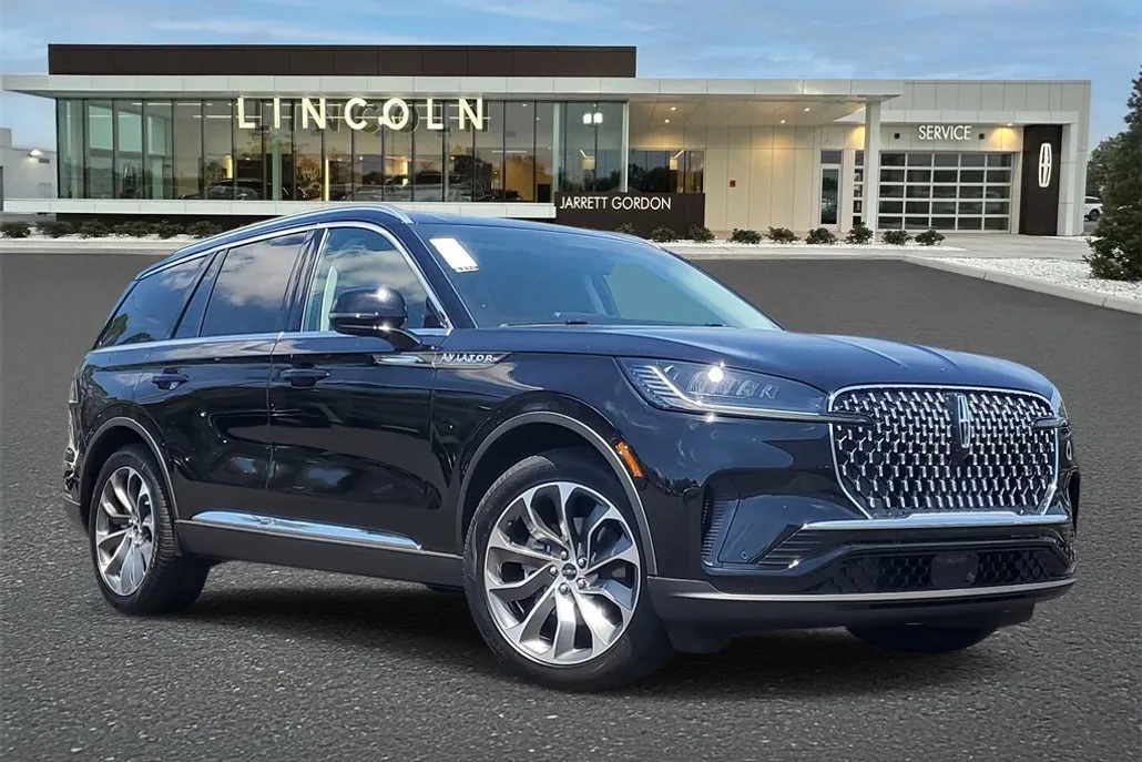 2025 Lincoln Aviator Premiere photo 1