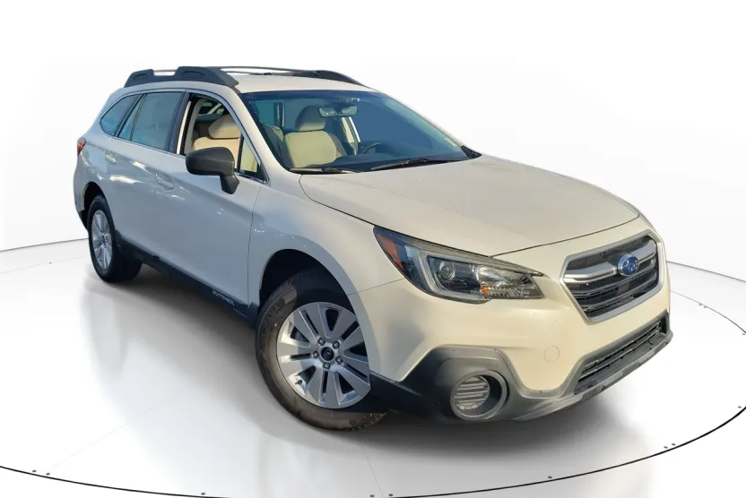 2019 Subaru Outback 2.5i photo 1
