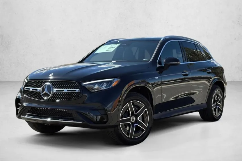 2025 Mercedes Benz GLC 350e AMG photo 1