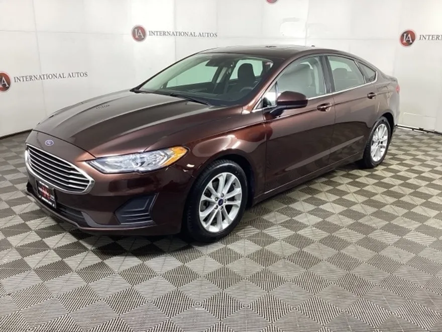 2019 Ford Fusion SE photo 1