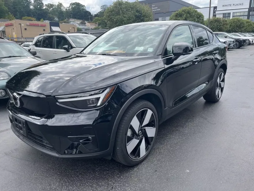2023 Volvo C40 Recharge Ultimate photo 1