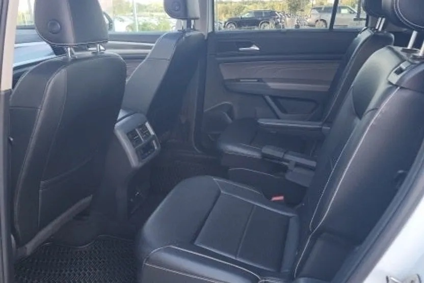 2022 Volkswagen Atlas V6 SEL R-Line photo 1