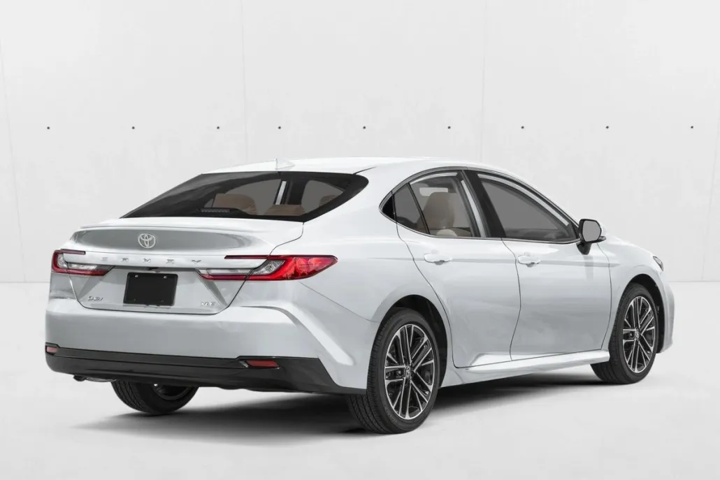 2026 Toyota Camry XLE photo 1