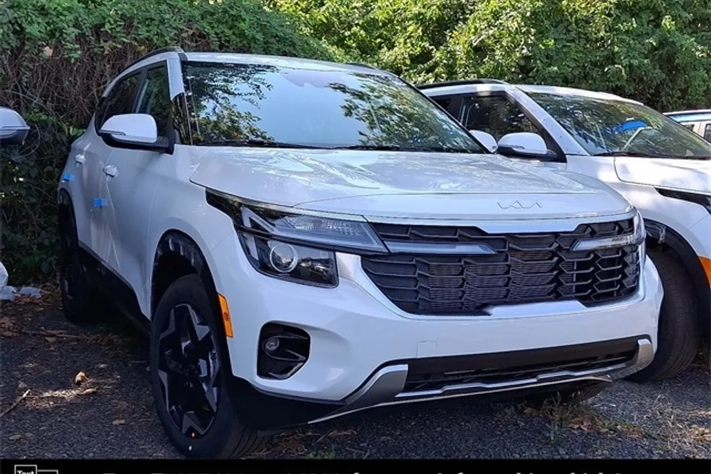 2026 Kia Seltos S photo 1