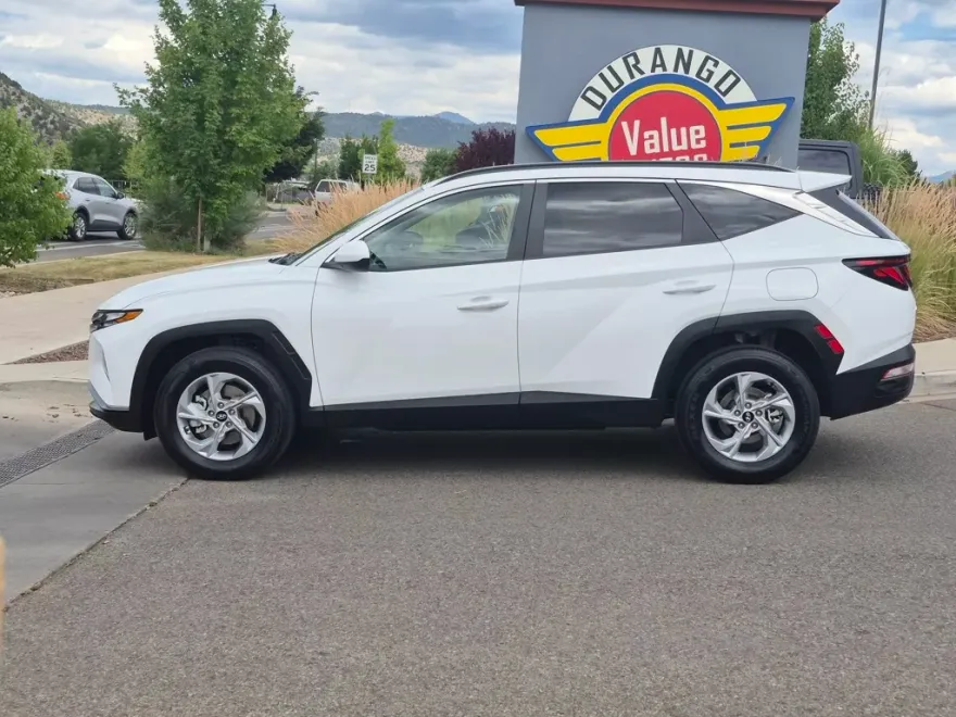 2024 Hyundai Tucson SEL photo 1