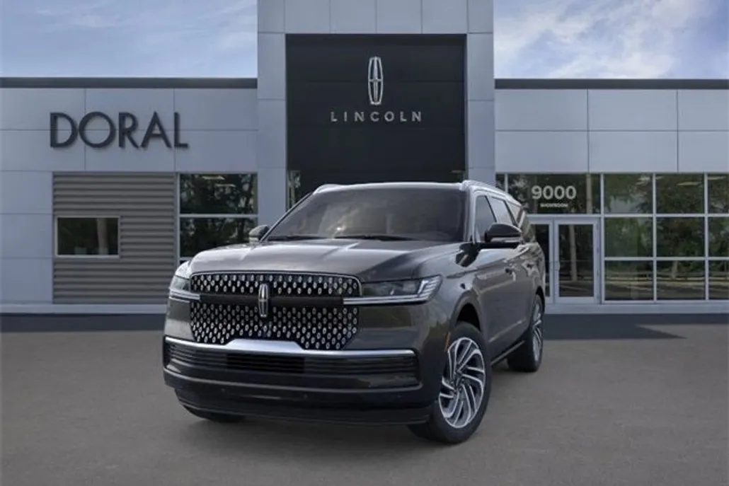 2025 Lincoln Navigator Reserve photo 1