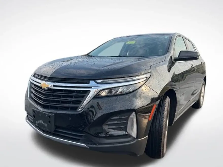 2024 Chevrolet Equinox LT photo 1