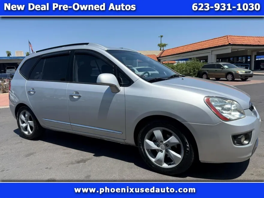 2007 Kia Rondo EX photo 1