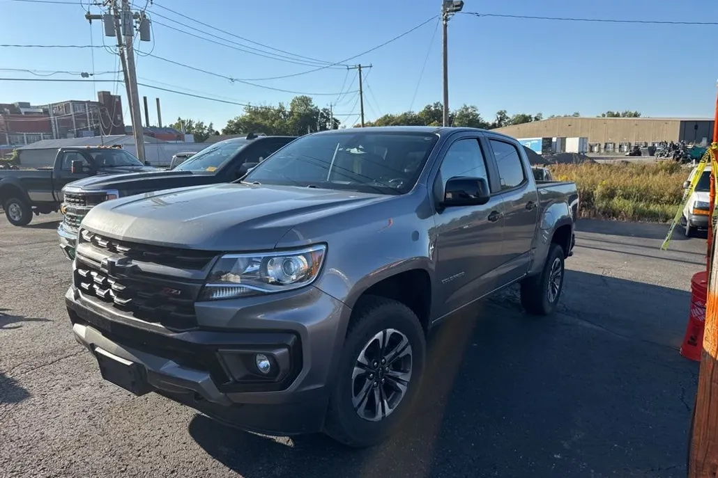 2022 Chevrolet Colorado Z71 photo 1