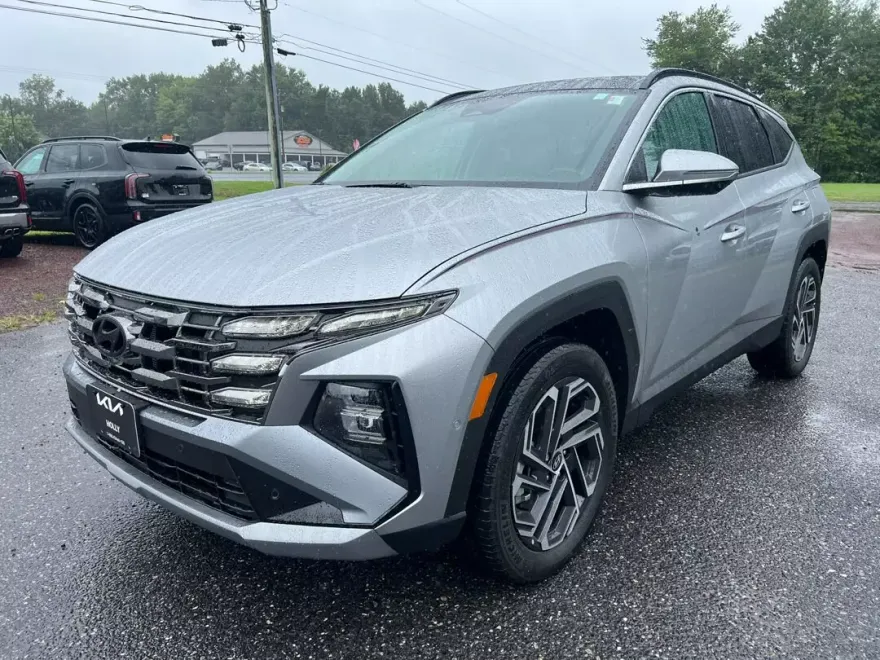 2025 Hyundai Tucson Hybrid Limited photo 1