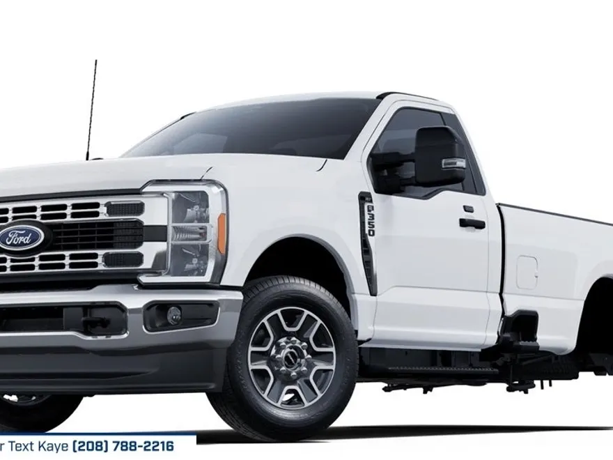 2025 Ford F-350 photo 1